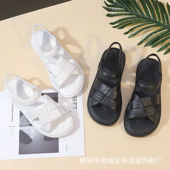 Harajuku עור שחור לבן סנדלי נשים קיץ חיצונית חוף אופנה גבירותיי נעלי פלטפורמה שטוחות נעליים מזדמנים 2023 חדש