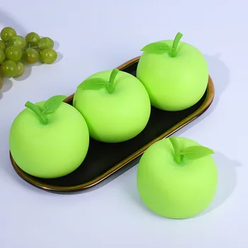 צורת תפוח פתח סימולציה רך רך, פירות אבקת מלא לסחוט הלחץ משכך מתח צעצועים לילדים וגם למבוגרים